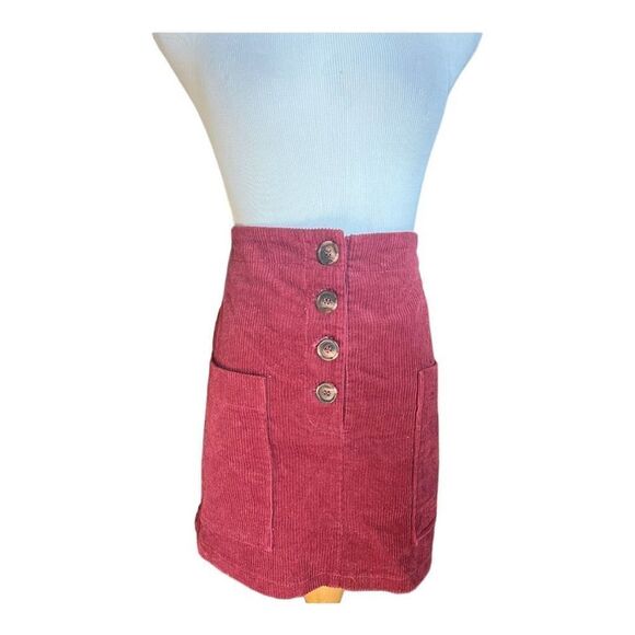 NWT Womens LeLis Le Lis Ashley Burgundy Wine Corduroy Button Mini Skirt - Sz L - Picture 1 of 2